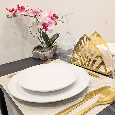 Carre D'or Centre Romanite 尼姆
