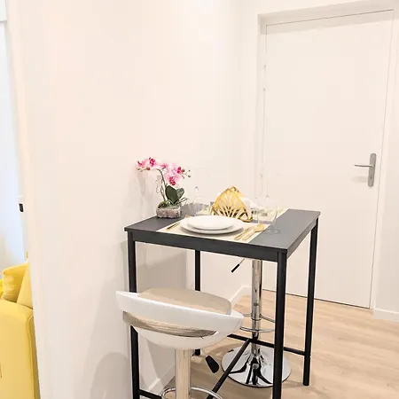 Carre D'or Centre Romanite 尼姆